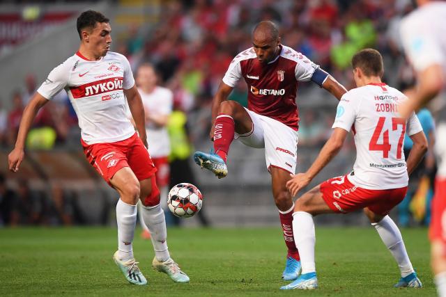 何时能兑现天赋？曾凡博关键2罚全丢葬送比赛