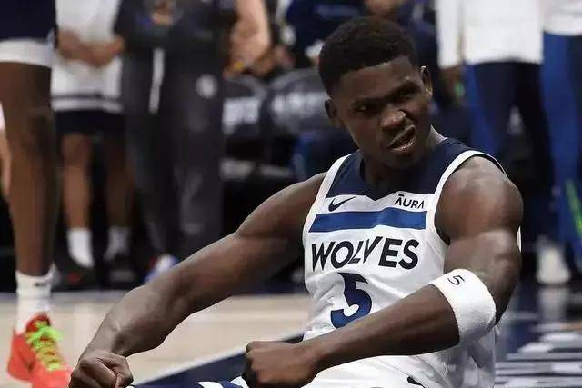 胡金秋19分赵继伟17分4助 广厦力克辽宁4连胜